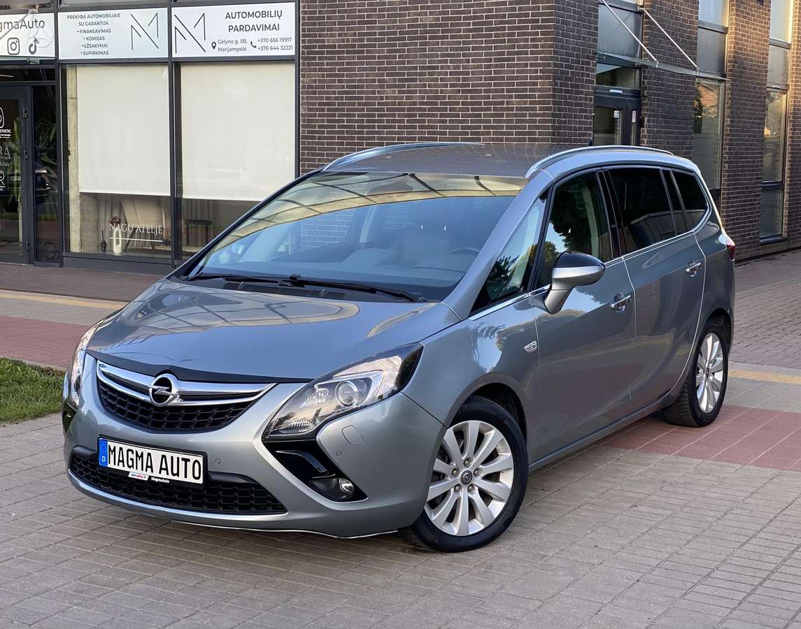 Opel Zafira, 2012