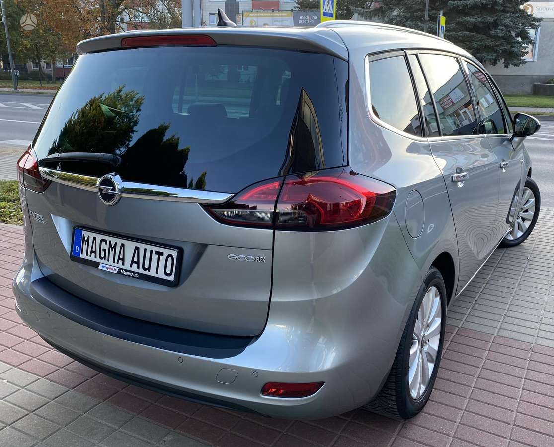 Opel Zafira 2012 — фото 22