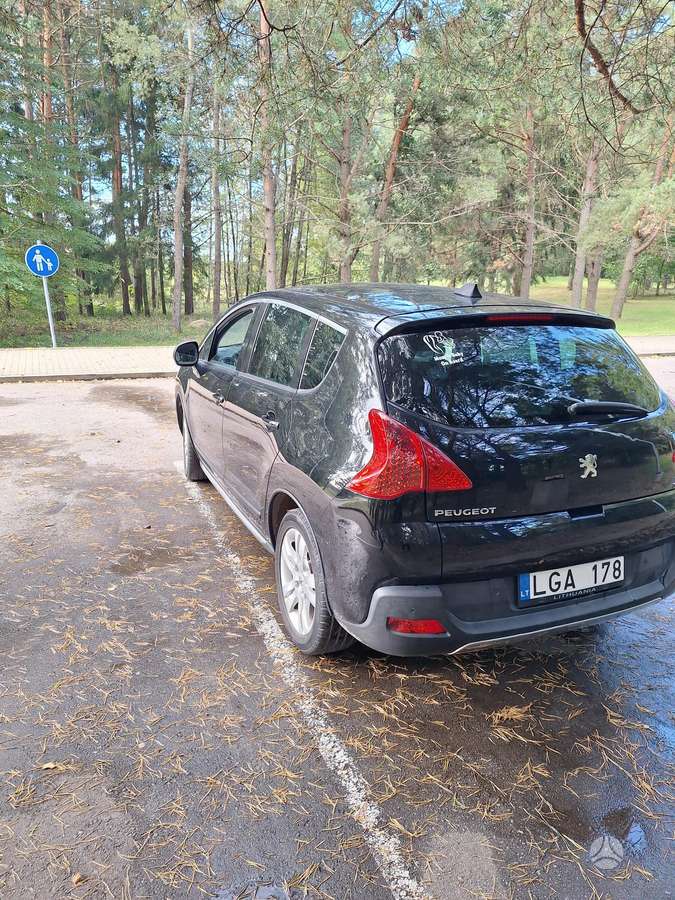 Peugeot 3008 2010 — engine 1560 cm³, 109 HP (80kW)