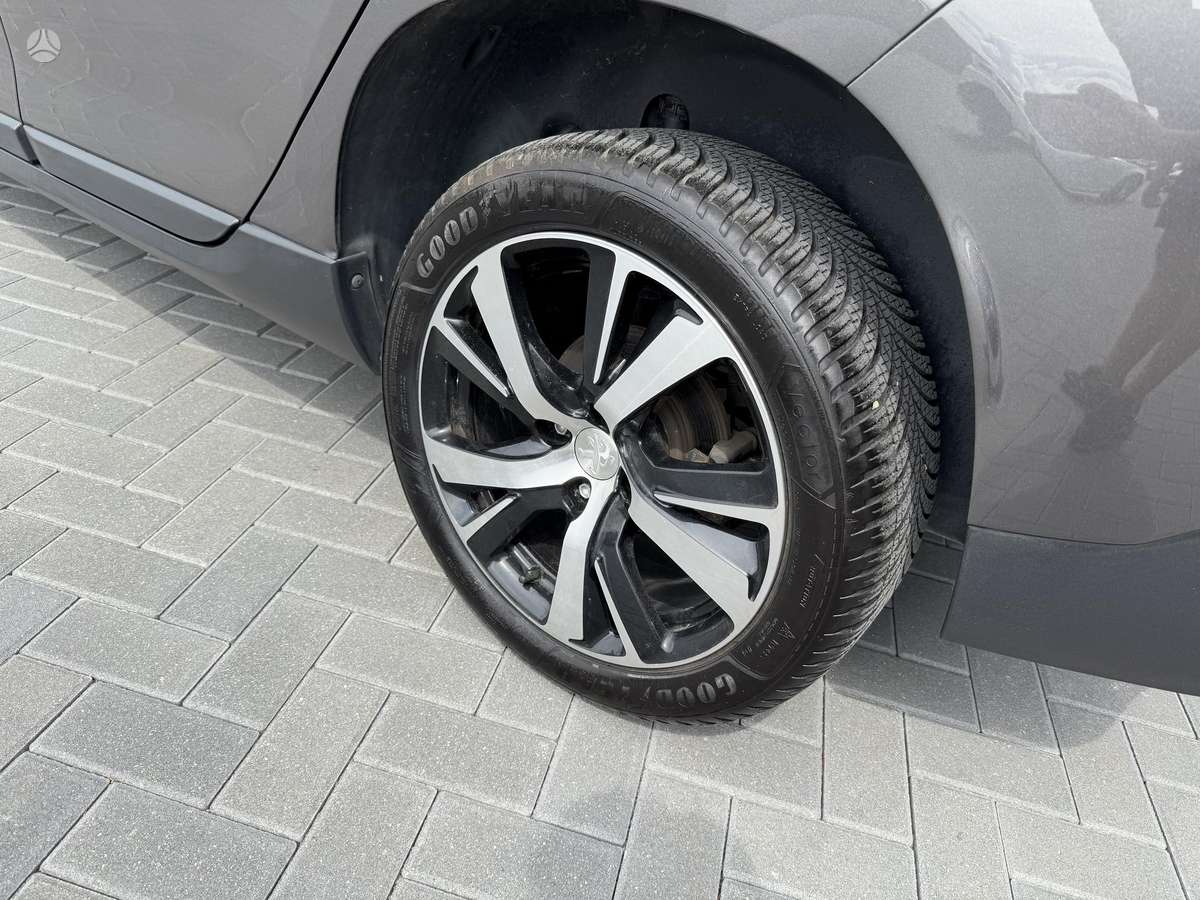 Peugeot 2008 2013 — photo 13