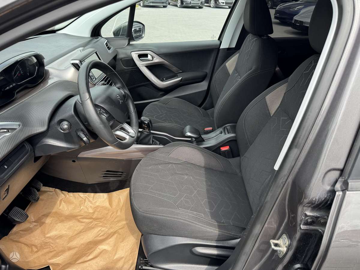 Peugeot 2008 2013 — photo 15