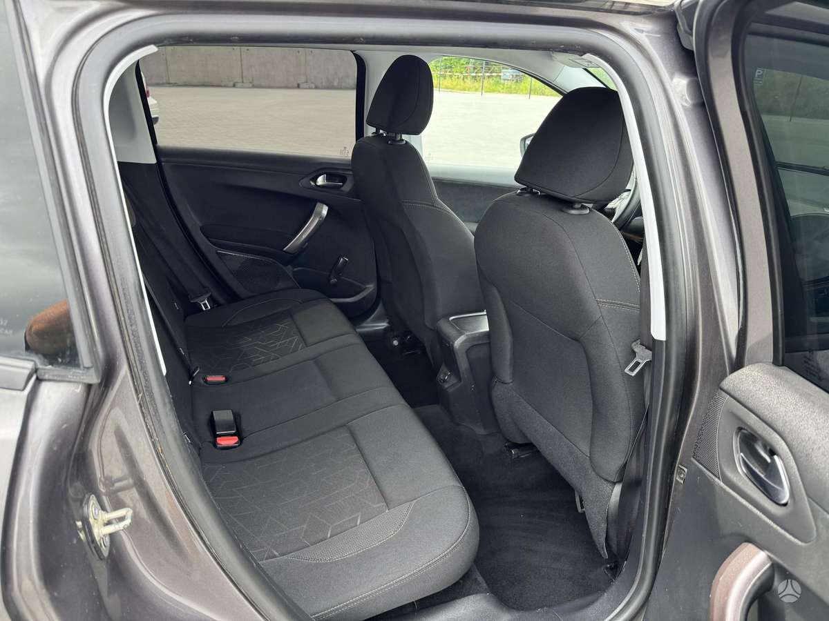 Peugeot 2008 2013 — photo 20