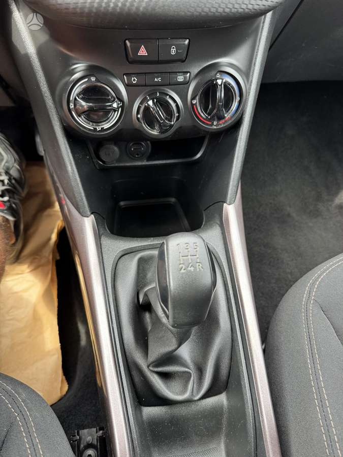 Peugeot 2008 2013 — photo 25