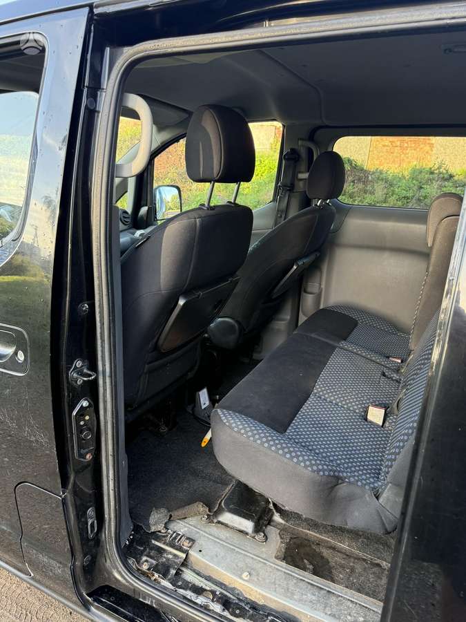Nissan NV200 2012 — photo 5