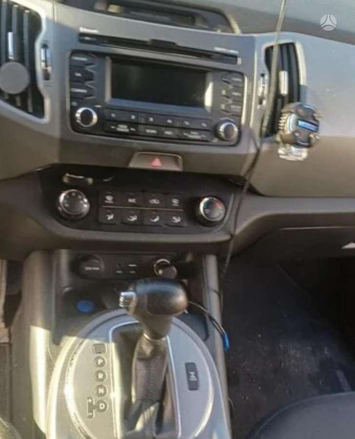 Kia Sportage 2015 — engine 2359 cm³, 185 HP (136kW)