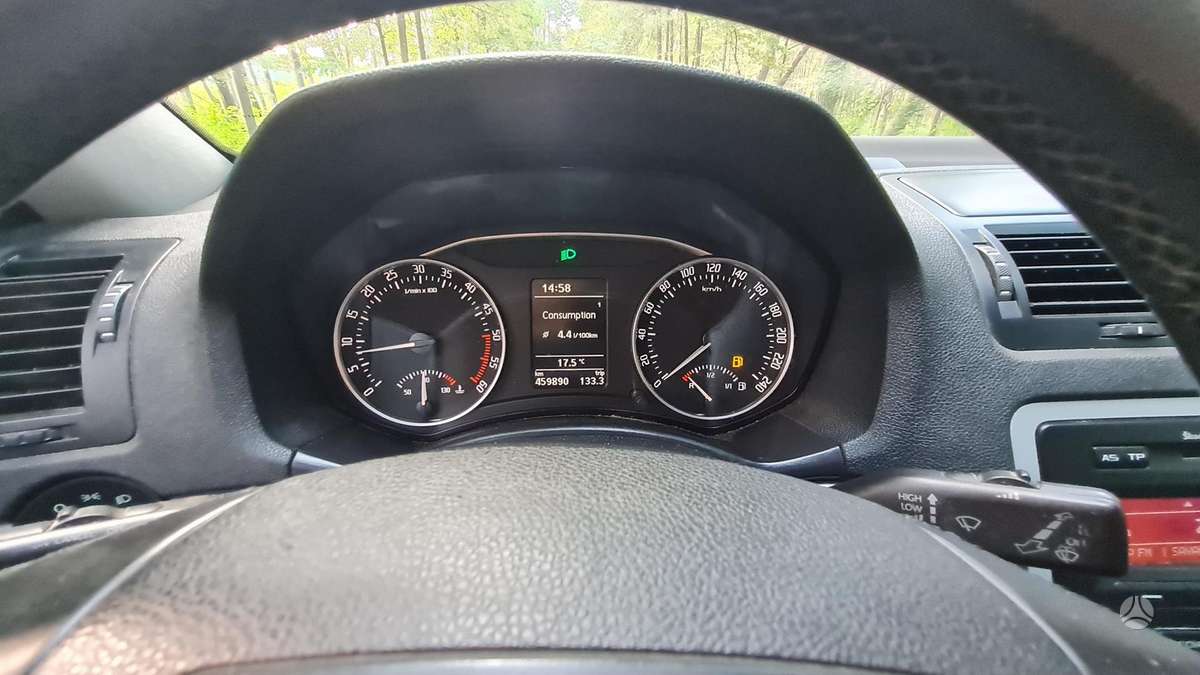 Skoda Octavia 2010 — photo 12