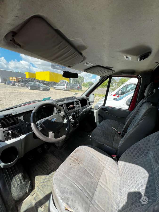 Ford Transit 2008 — photo 8