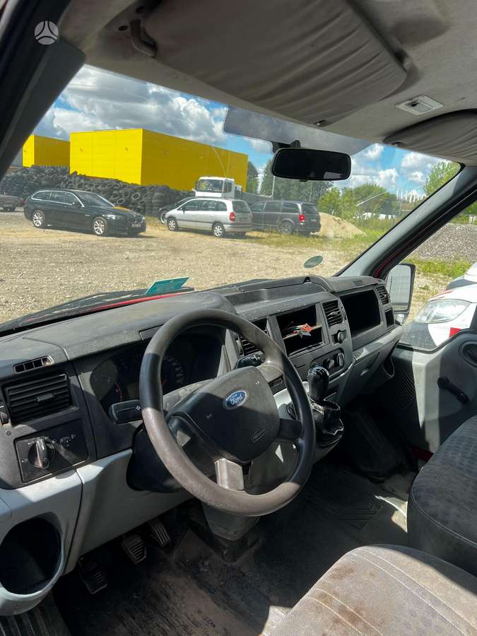 Ford Transit 2008 — photo 9
