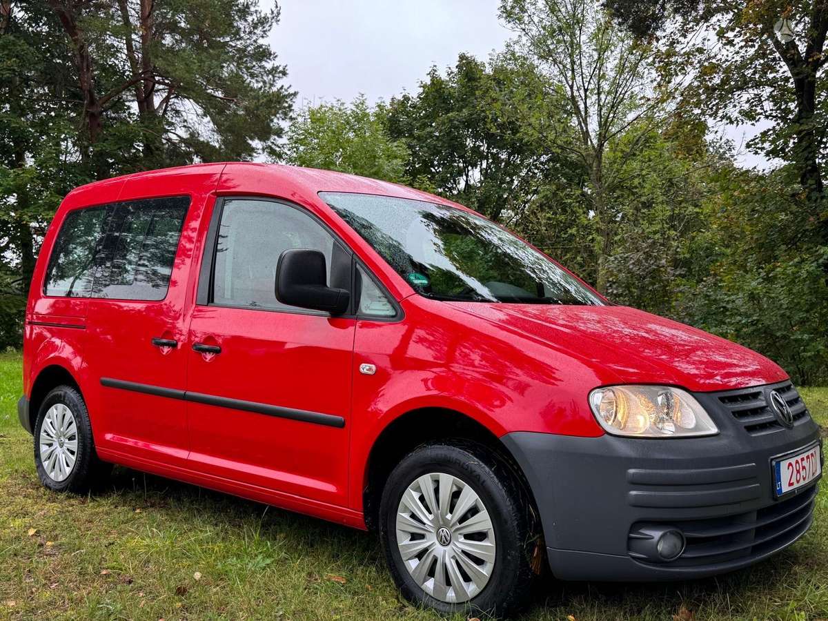 Volkswagen Caddy 2009 — rear view