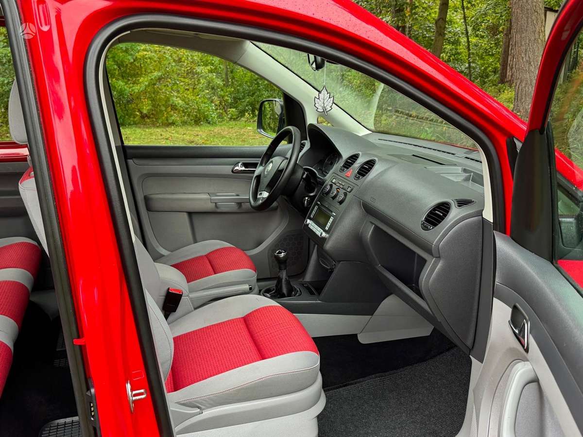 Volkswagen Caddy 2009 — photo 24
