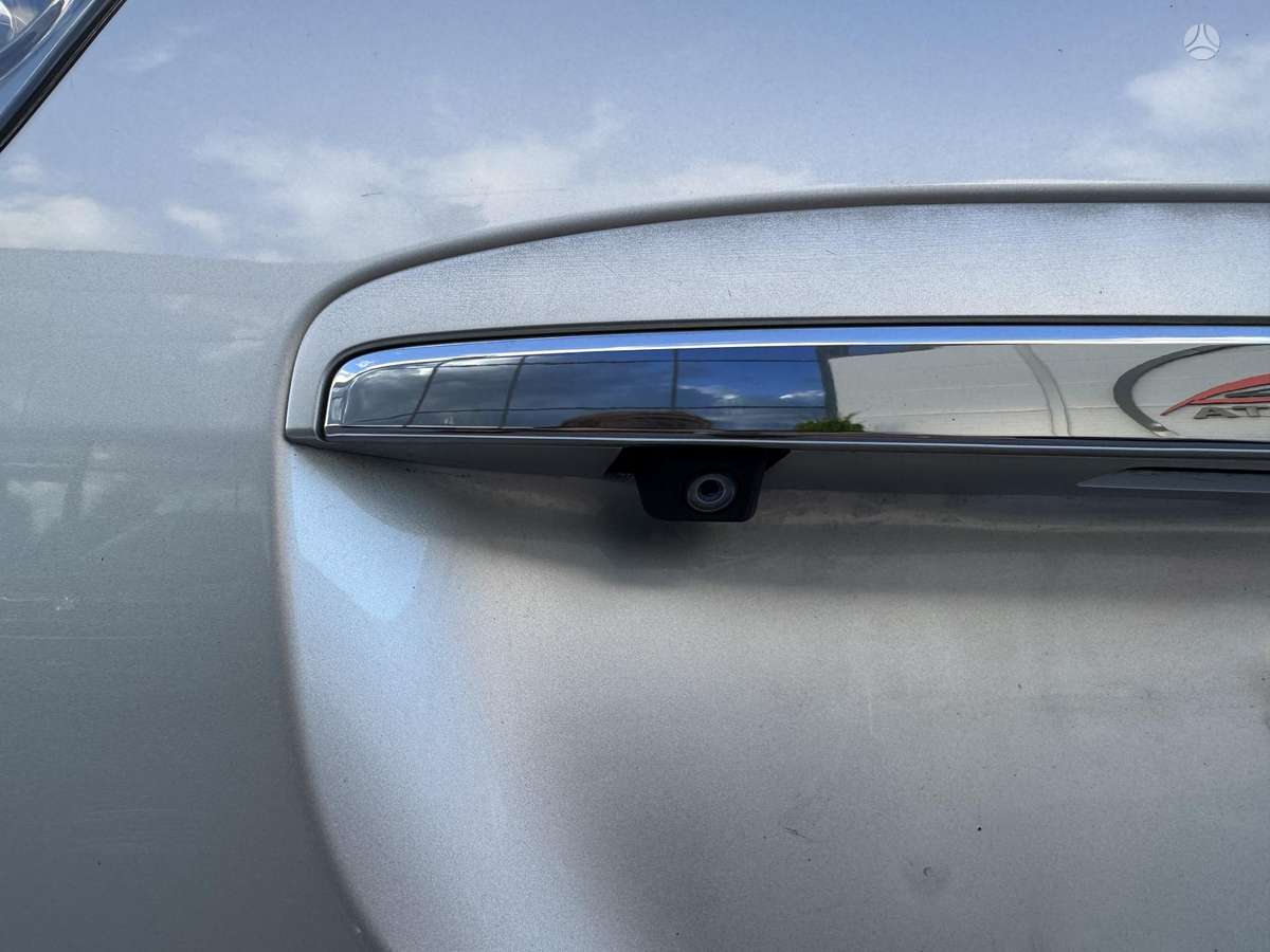 Lexus RX 2006 — photo 15