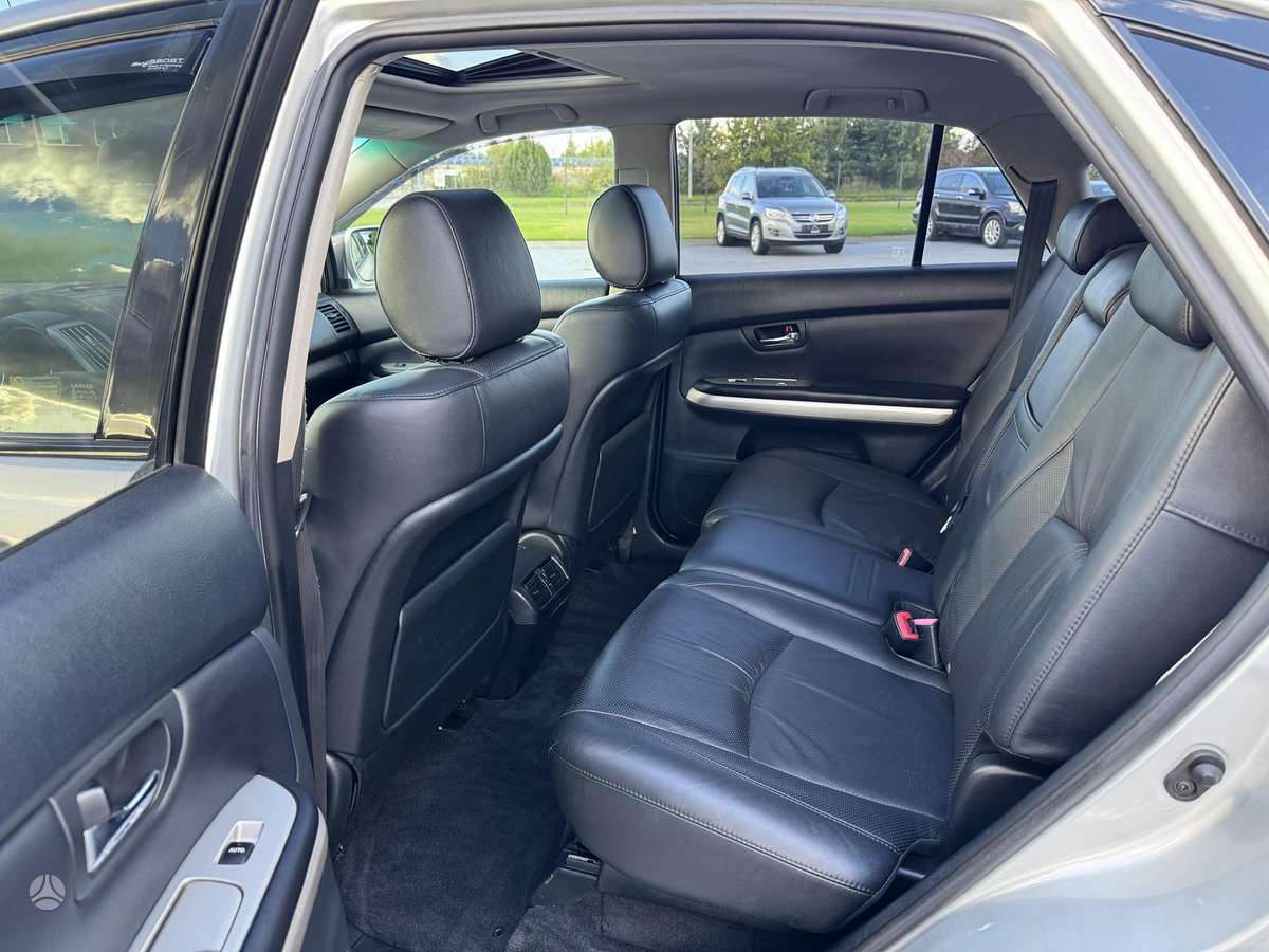 Lexus RX 2006 — photo 16