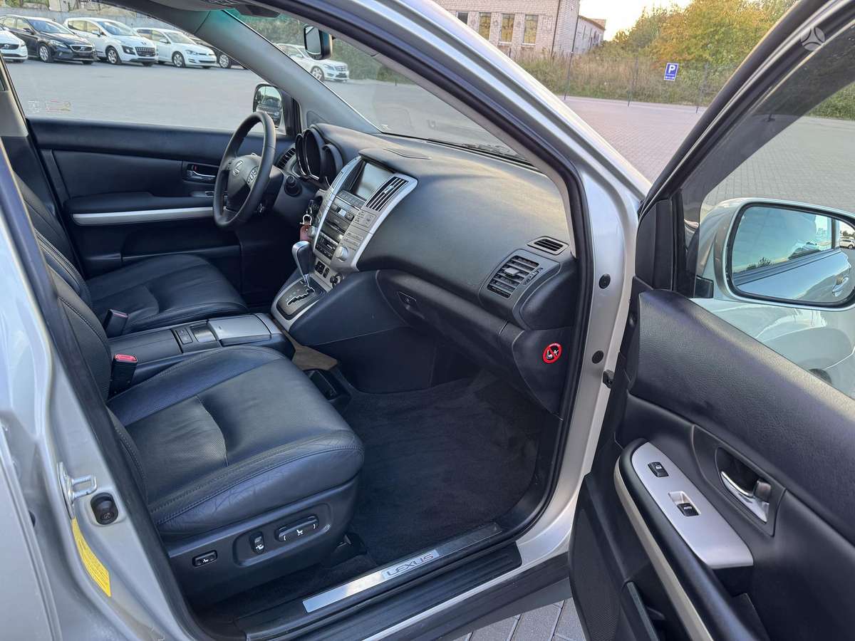 Lexus RX 2006 — photo 24