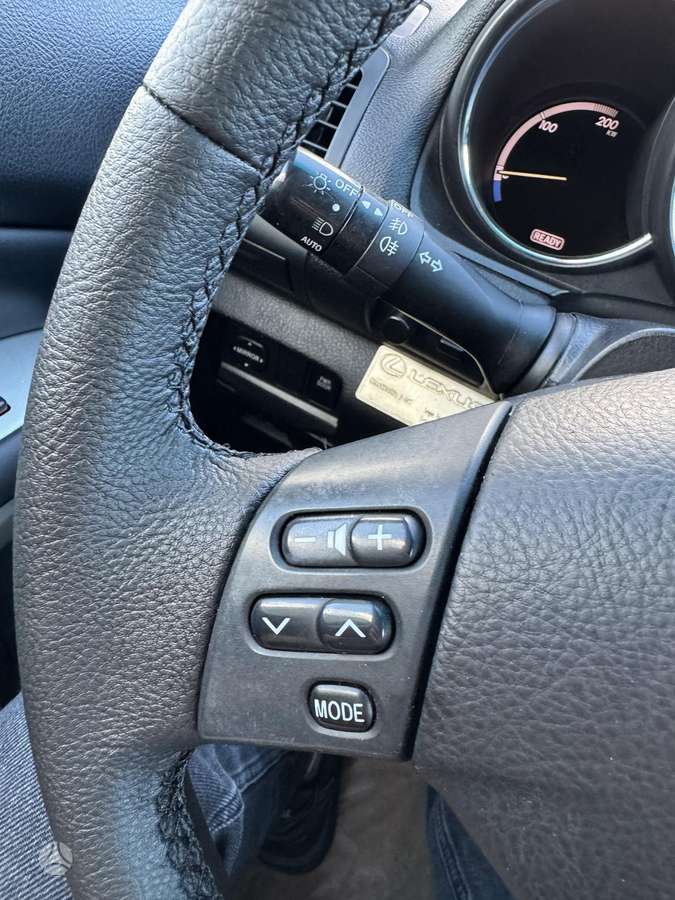 Lexus RX 2006 — photo 30