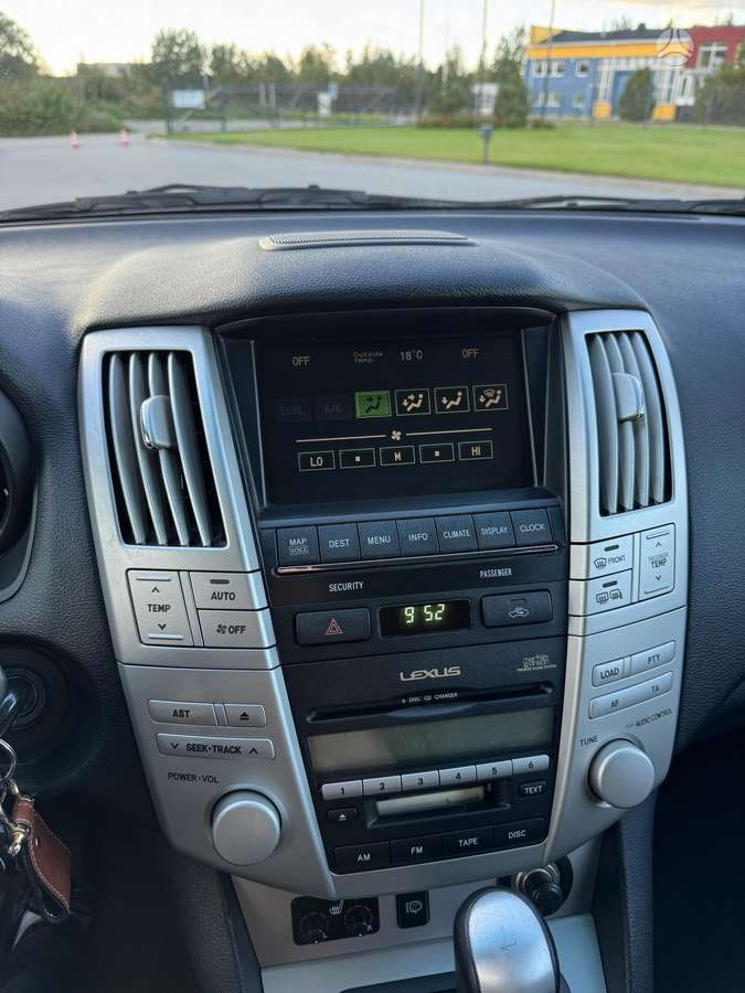 Lexus RX 2006 — photo 31