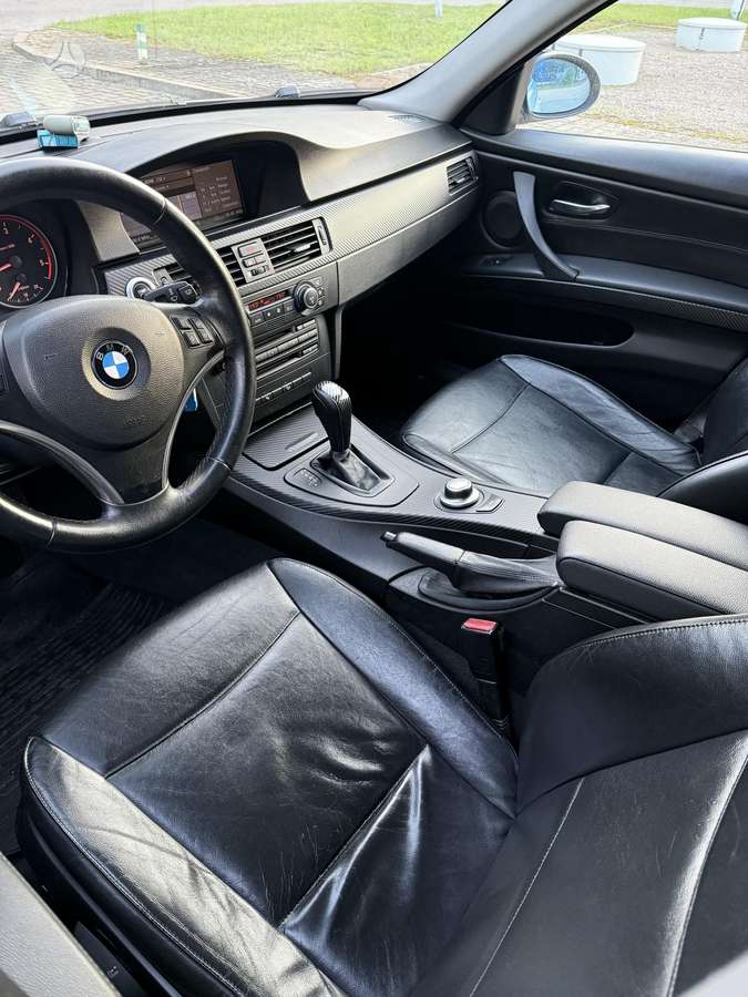 BMW 330 2007 — photo 10