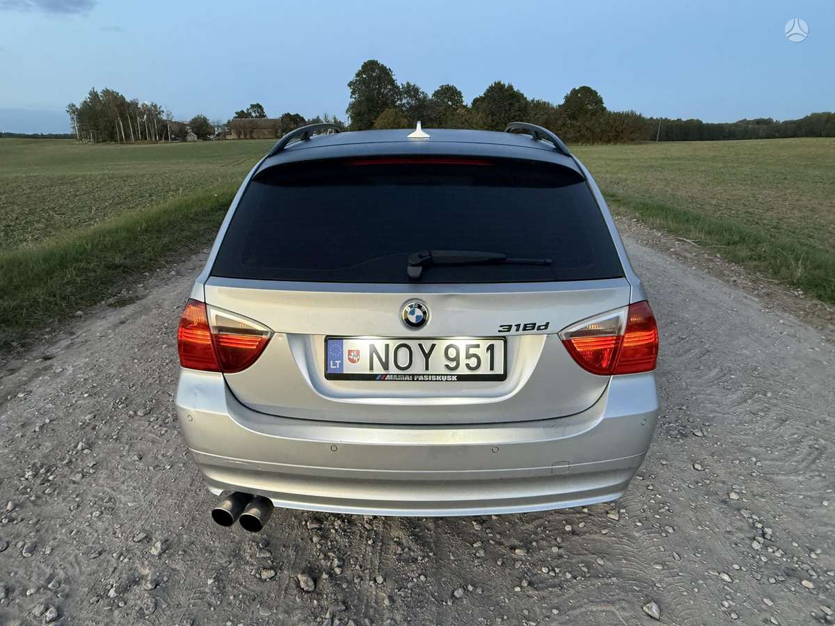 BMW 330 2007 — engine 2993 cm³, 231 HP (170kW)