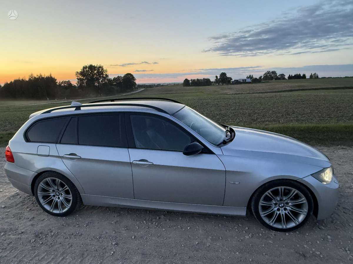 BMW 330 2007 — photo 5