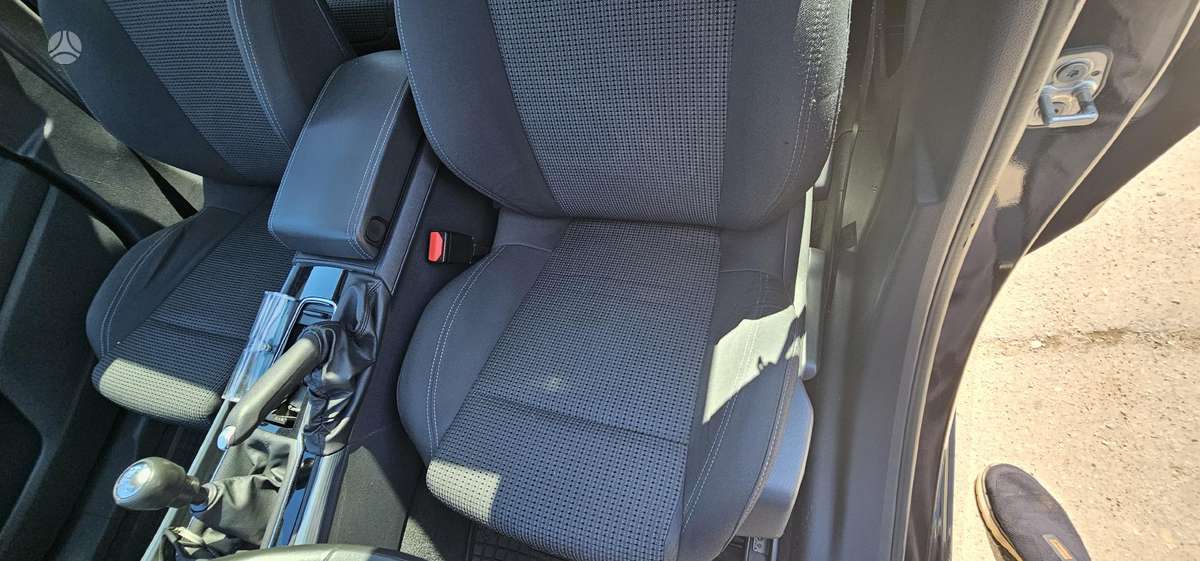 Peugeot 508 2013 — photo 12