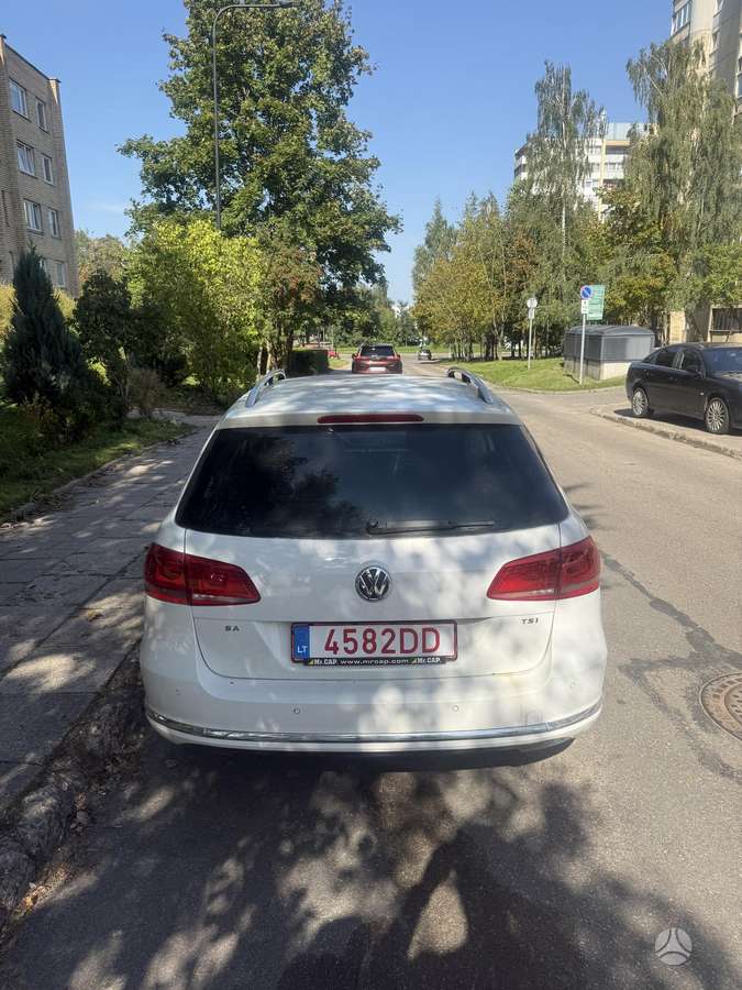 Volkswagen Passat 2011 — engine 1400 cm³, 150 HP (110kW)