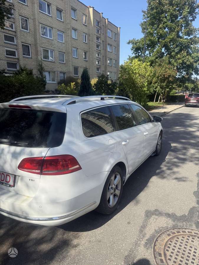 Volkswagen Passat 2011 — photo 5