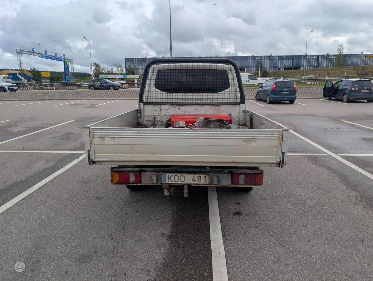 Volkswagen Transporter 2006 — двигун 1896 cm³, 102 HP (75kW)