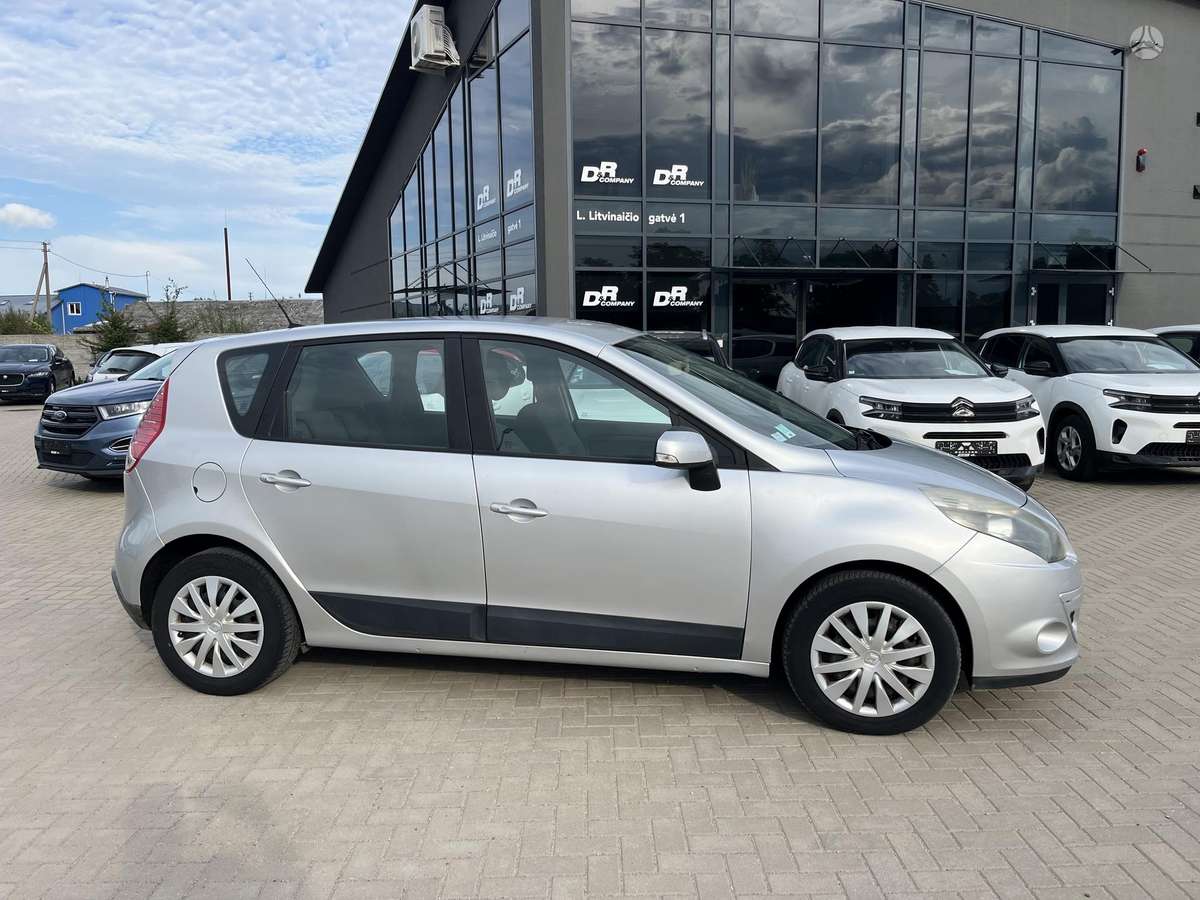 Renault Scenic 2011 — photo 5