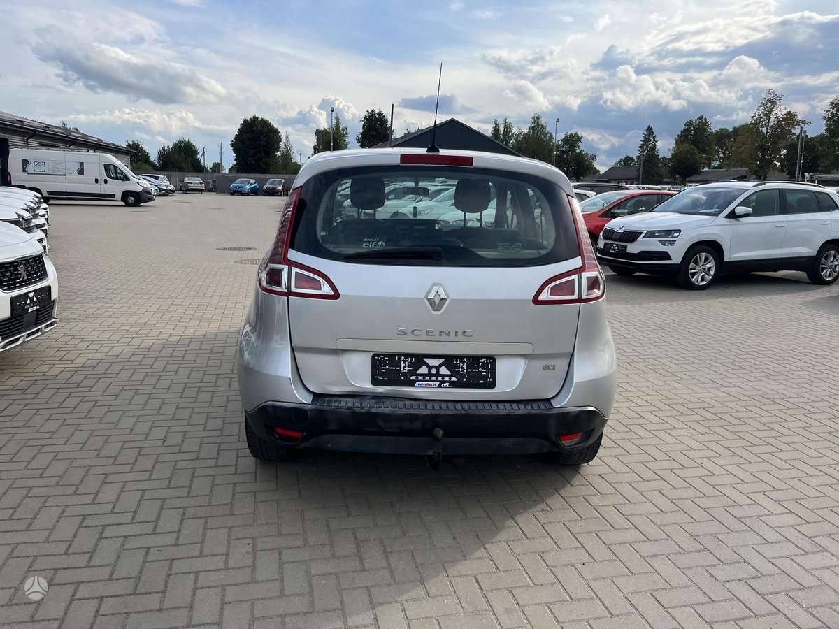 Renault Scenic 2011 — photo 9
