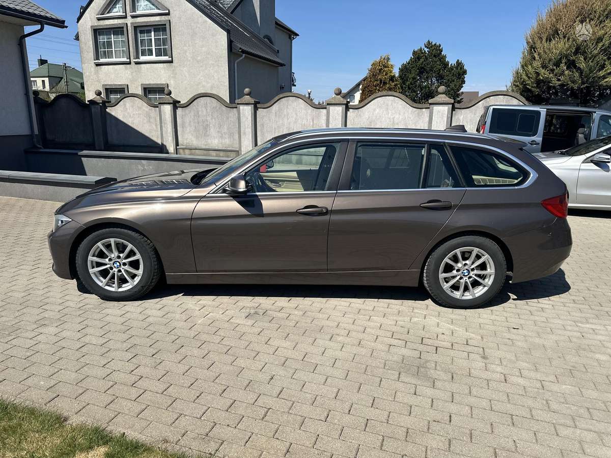 BMW 318 2013 — photo 8