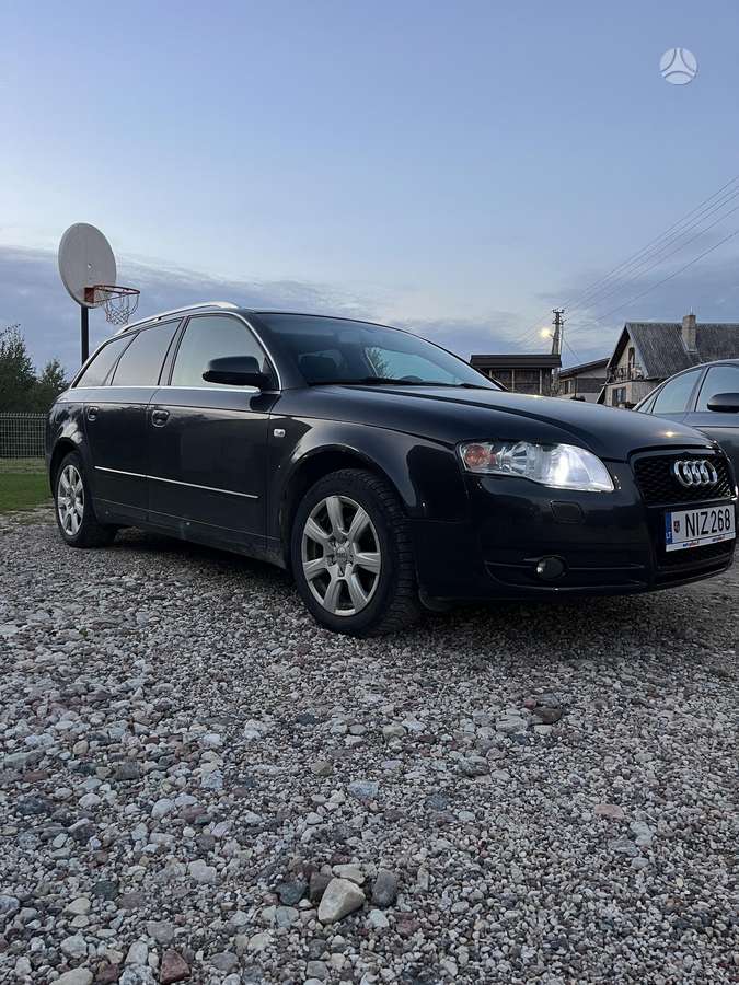 Audi A4 2007 — вигляд ззаду