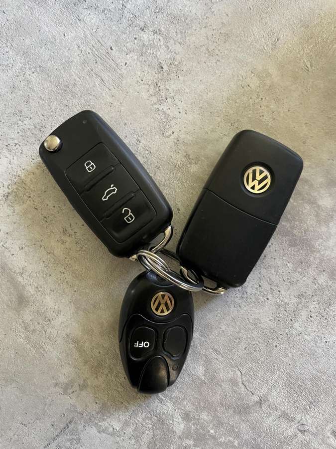 Volkswagen Touran 2013 — photo 16