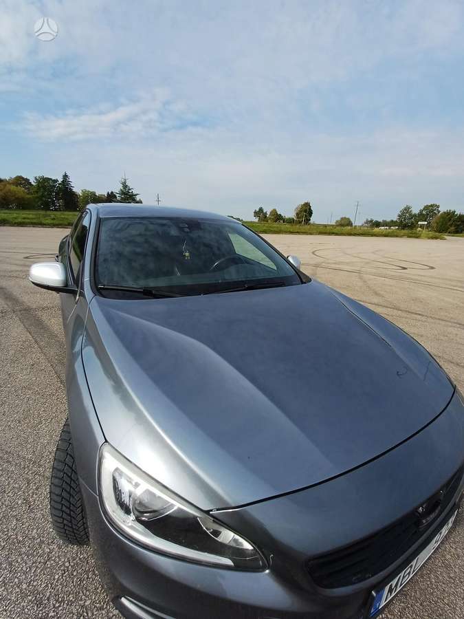 Volvo V60 2015 — engine 1969 cm³, 120 HP (88kW)