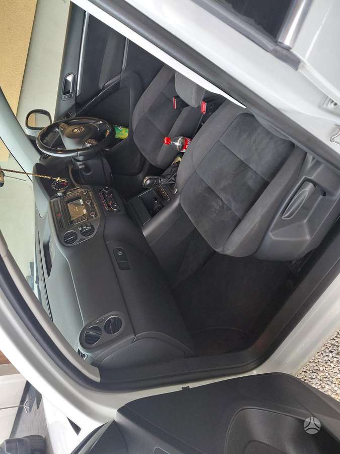 Volkswagen Tiguan 2014 — photo 22