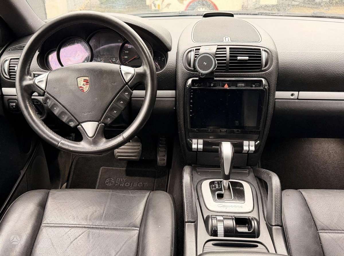 Porsche Cayenne 2009 — photo 11