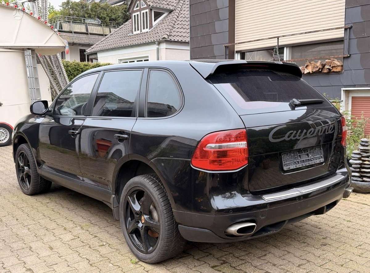 Porsche Cayenne 2009 — photo 6