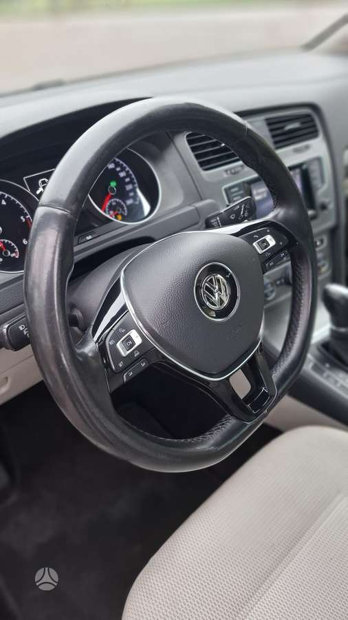 Volkswagen Golf 2013 — photo 11
