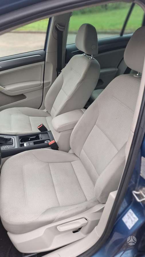Volkswagen Golf 2013 — photo 21