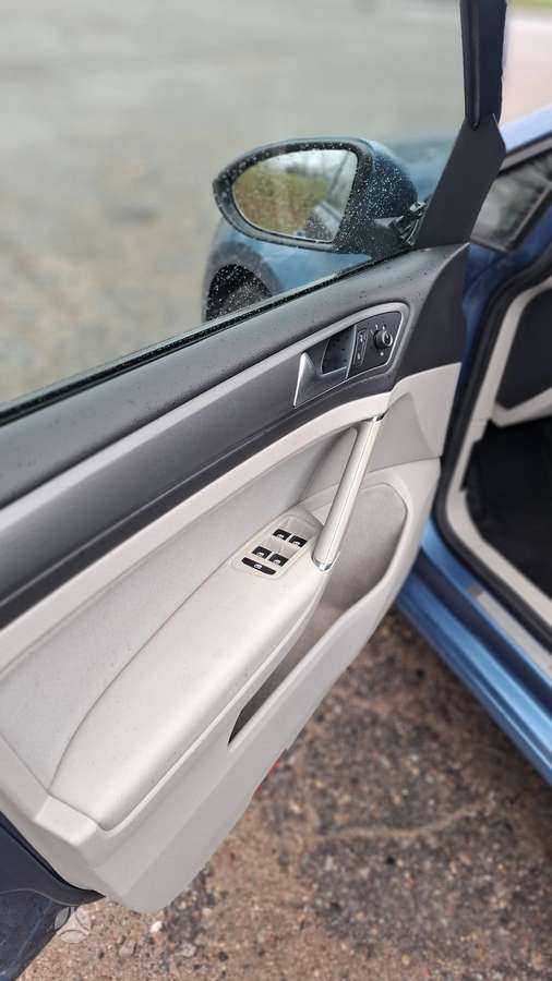 Volkswagen Golf 2013 — photo 23