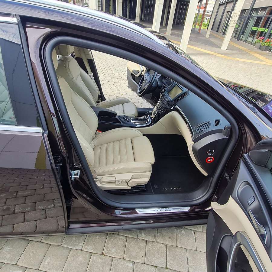 Opel Insignia 2014 — photo 14