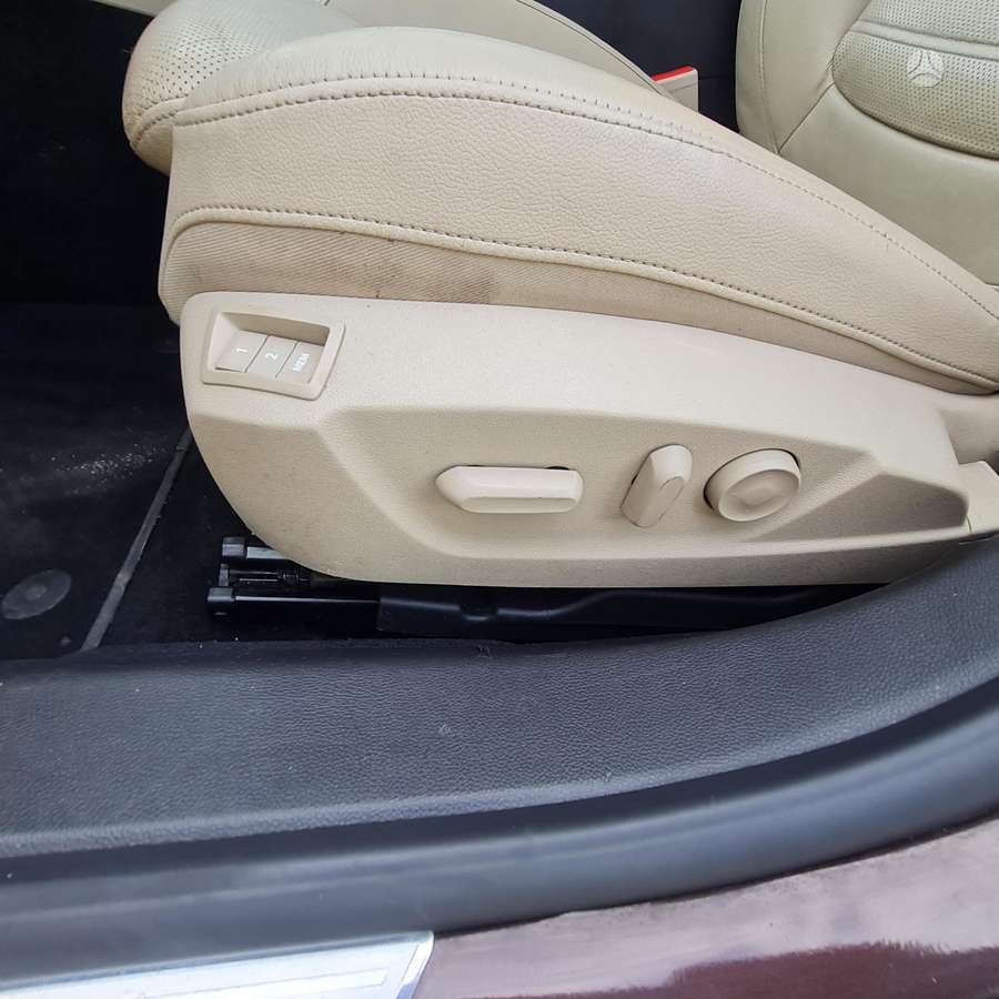 Opel Insignia 2014 — photo 18