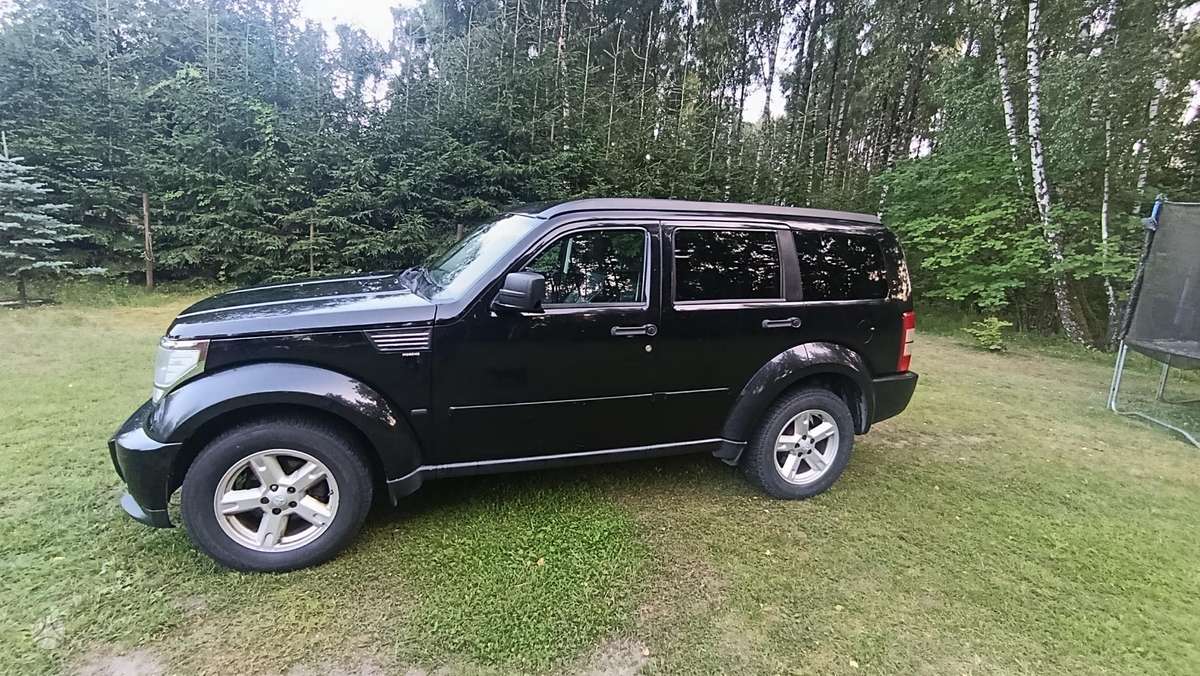 Dodge Nitro 2007 — rear view
