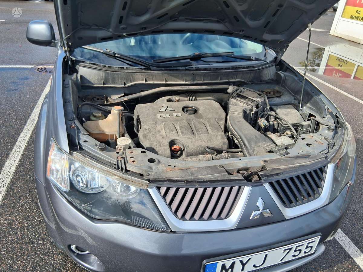 Mitsubishi Outlander 2009 — photo 24