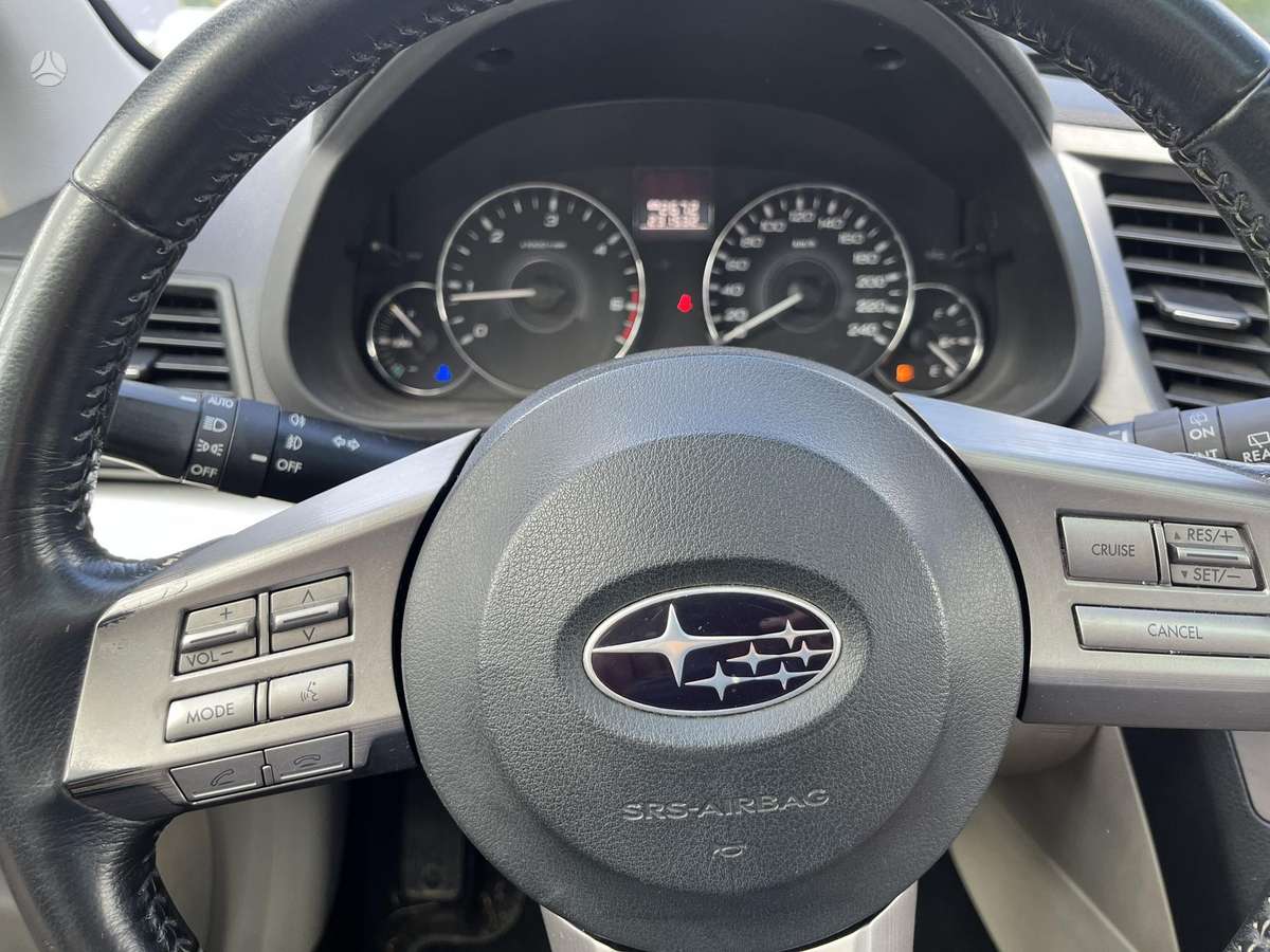 Subaru Legacy 2012 — photo 16