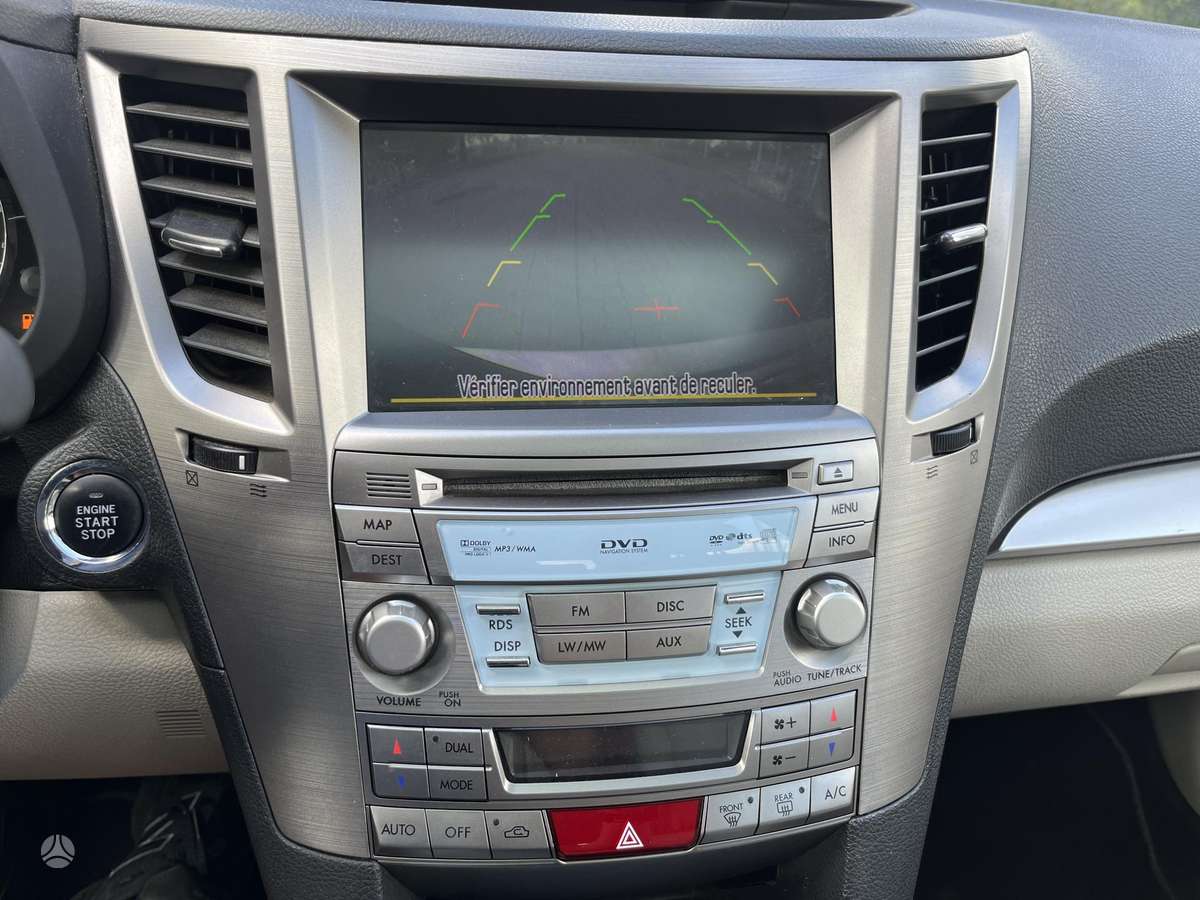 Subaru Legacy 2012 — photo 18