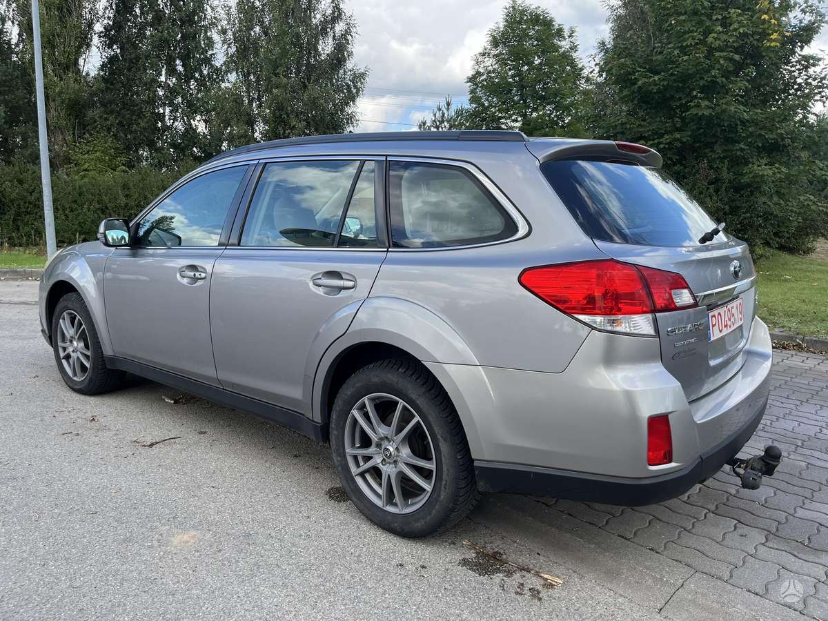 Subaru Legacy 2012 — photo 6