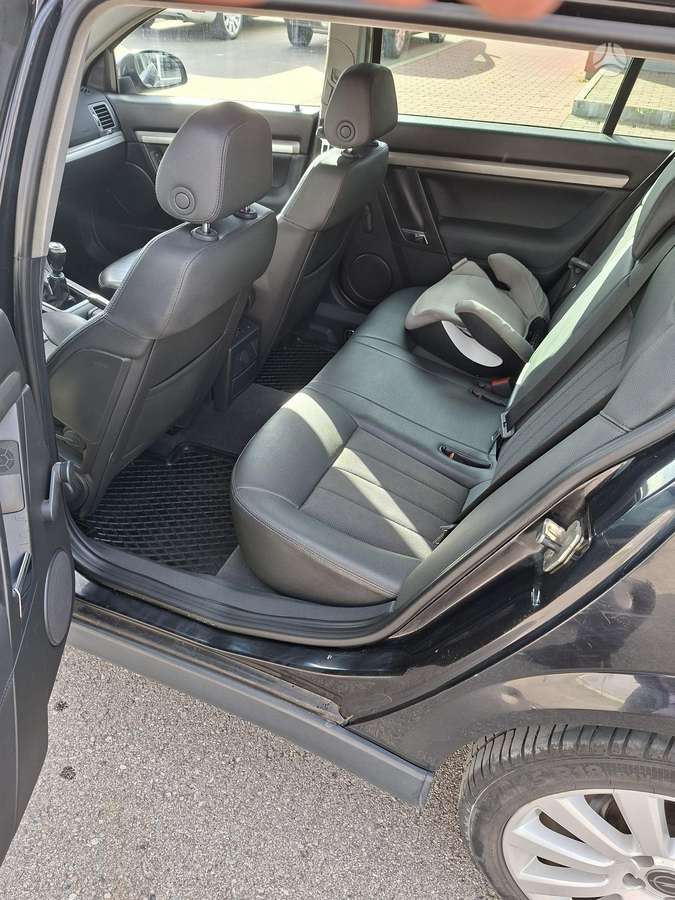 Opel Vectra 2009 — photo 9