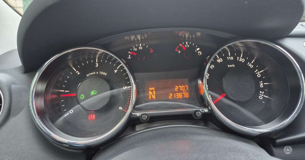 Peugeot 3008 2012 — photo 12