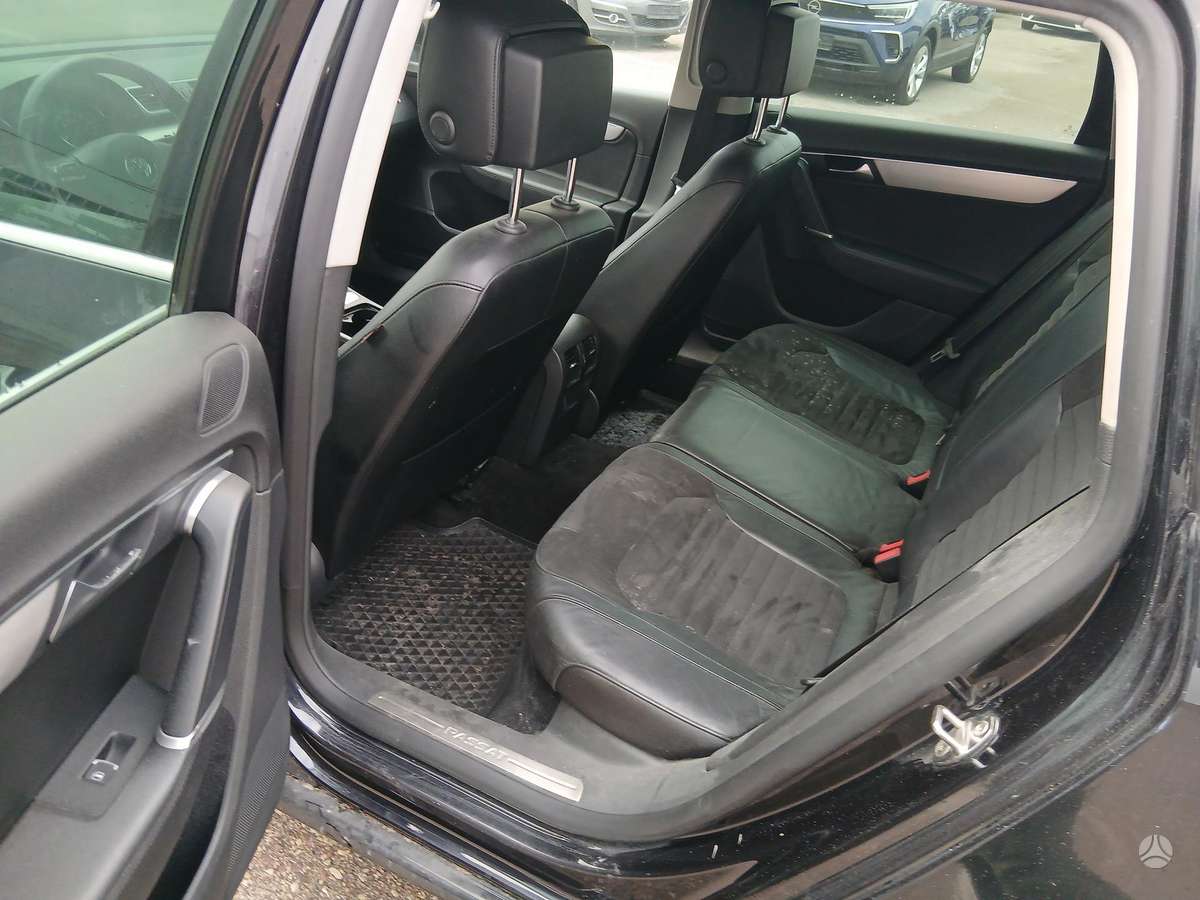 Volkswagen Passat 2012 — photo 9