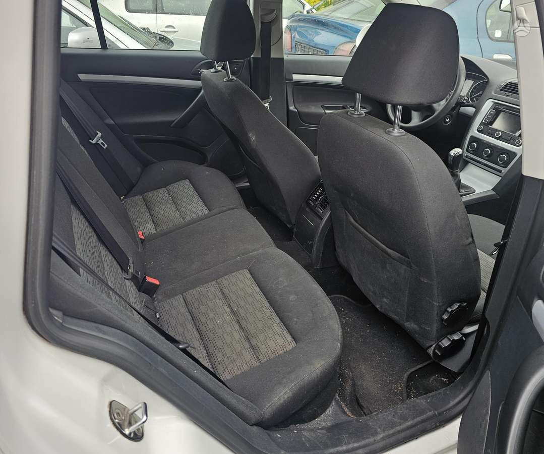 Skoda Octavia 2010 — photo 12