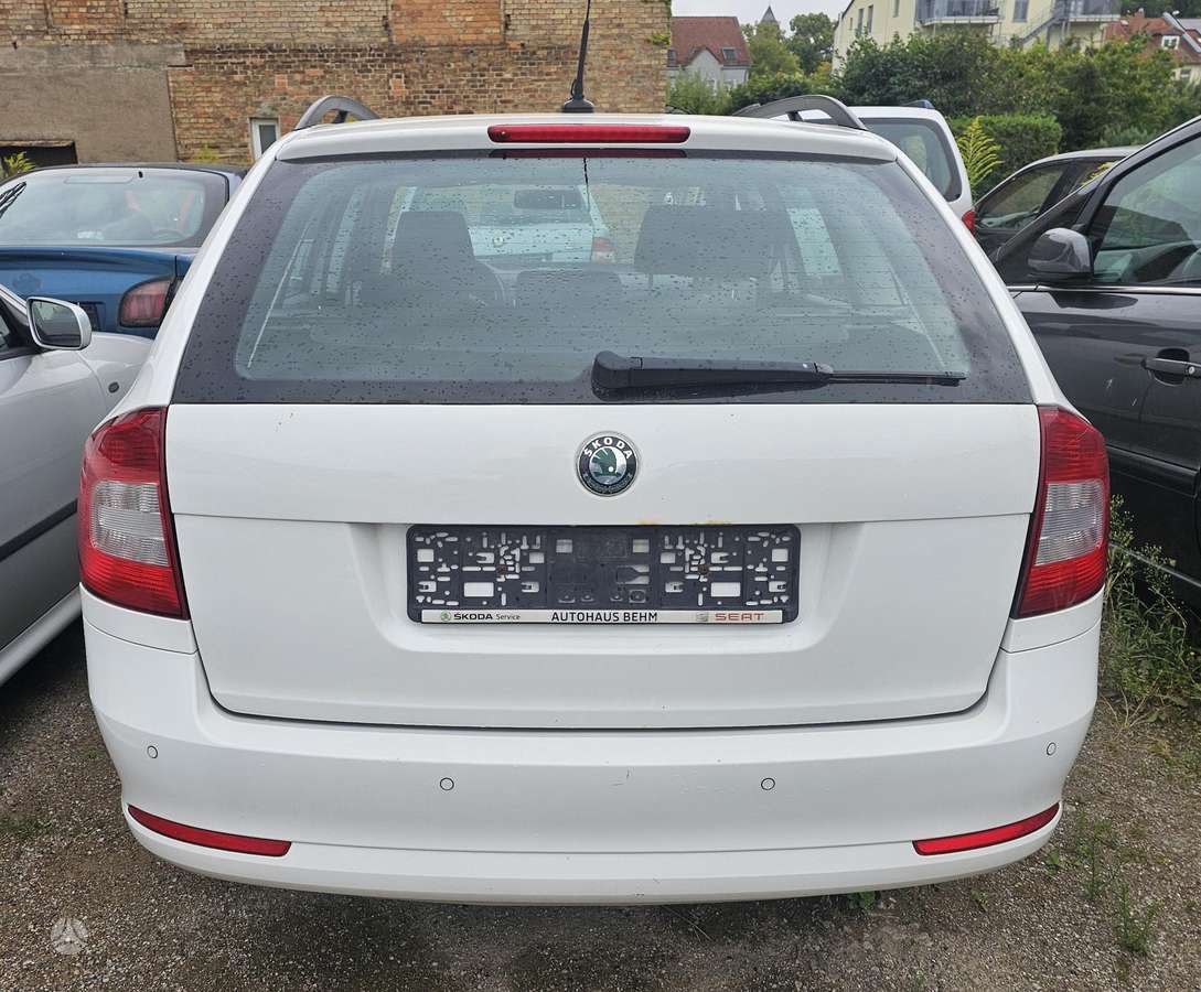 Skoda Octavia 2010 — photo 5